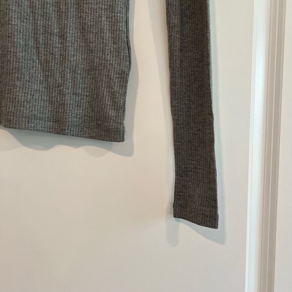 NWT Madewell Women's Grey Ribbed Basic Longsleeve Top Size XS - Picture 2 of 8